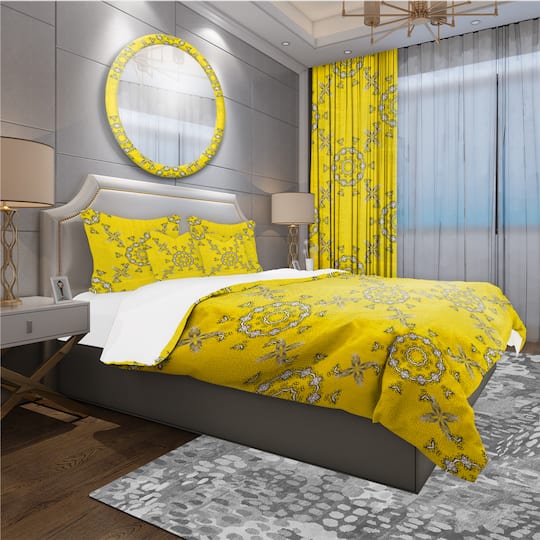 Designart 'Indian Vintage Mandala Pattern' Bohemian & Eclectic Bedding Set